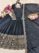 Anarkali suit set - Image 3