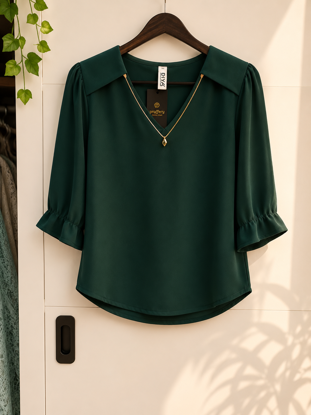 file_000000002758820882021aed70bf7eb0 Emerald green v-neck collared blouse - Image 1