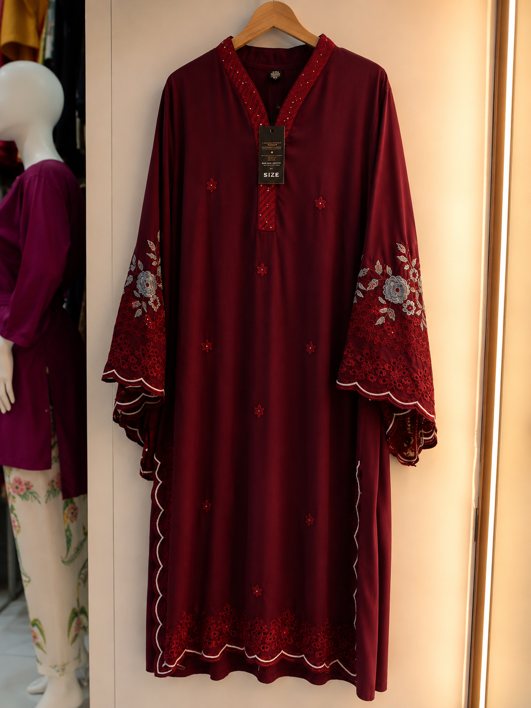 file_00000000e1a88211b8260bac1c6f6625 (3) kurta pant set - Image 1